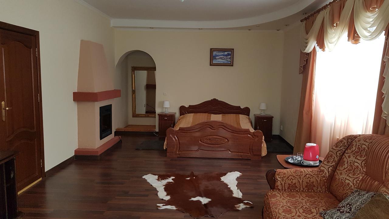 Lara Hotel Solochin Exterior photo